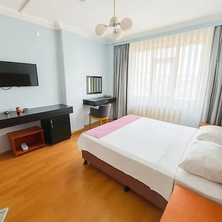 Ferah Hotel